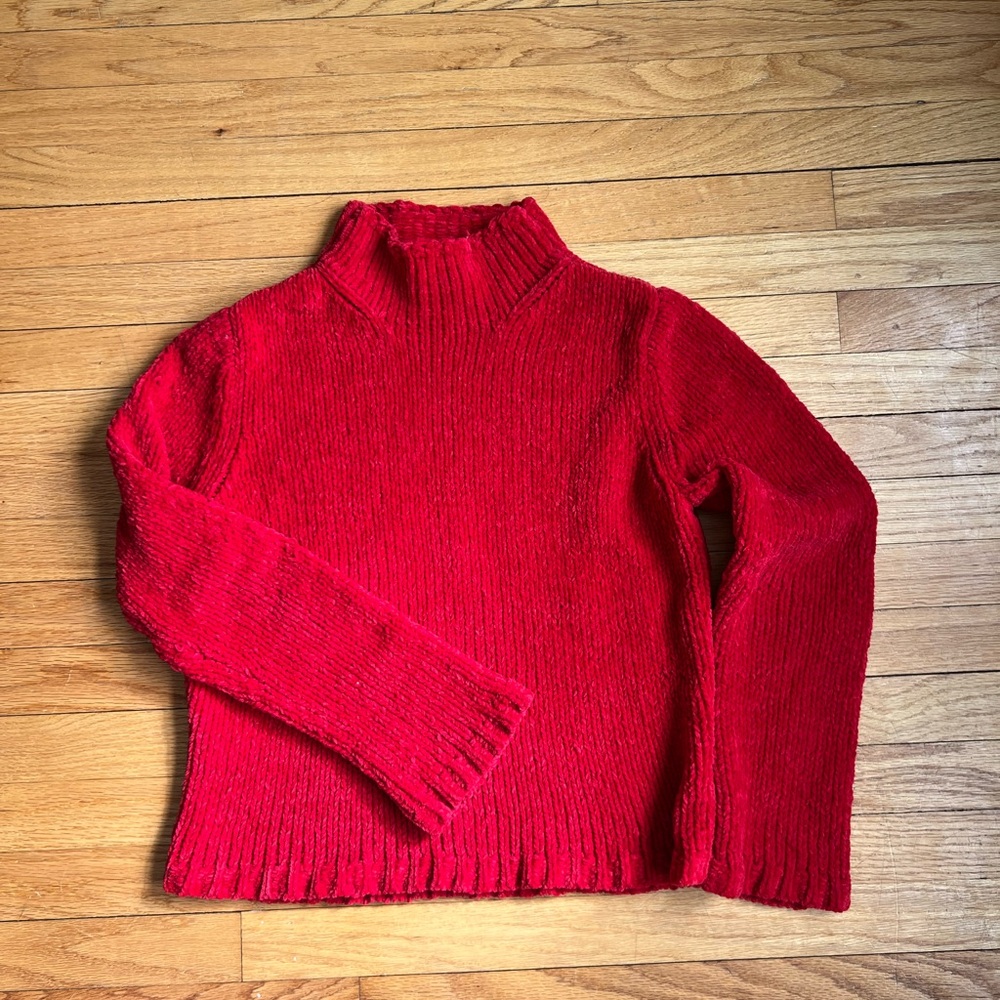 VINTAGE. NY&co red turtle neck cable knit sweater